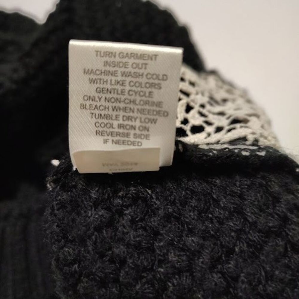 t/o Black and White Knit Women's Sweater L Loose Knit - Picture 5 of 5